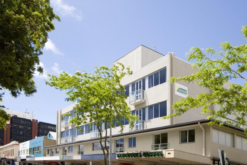 เควสต์ ออน วอร์ด เซอร์วิซ อพาร์ตเมนต์ Aparthotel แฮมิลตัน ภายนอก รูปภาพ