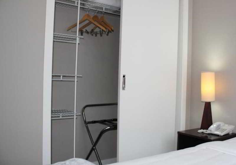 เควสต์ ออน วอร์ด เซอร์วิซ อพาร์ตเมนต์ Aparthotel แฮมิลตัน ภายนอก รูปภาพ
