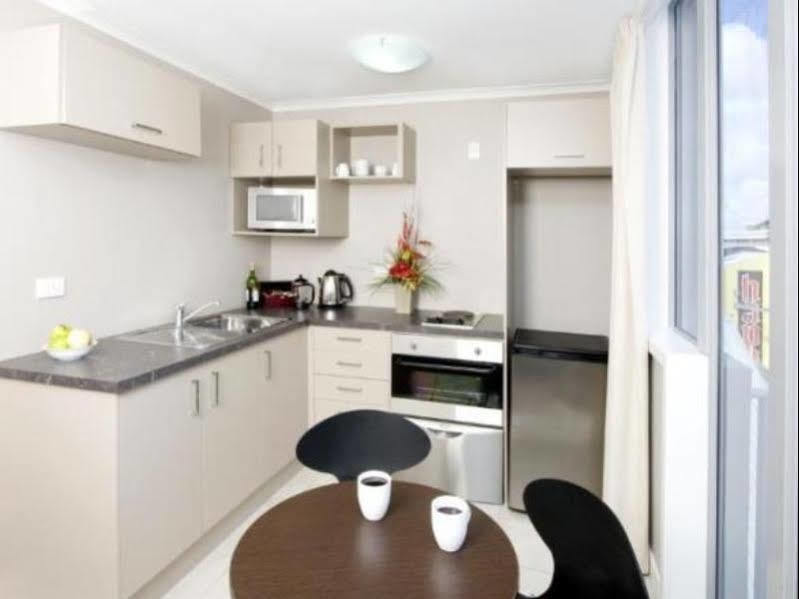 เควสต์ ออน วอร์ด เซอร์วิซ อพาร์ตเมนต์ Aparthotel แฮมิลตัน ภายนอก รูปภาพ
