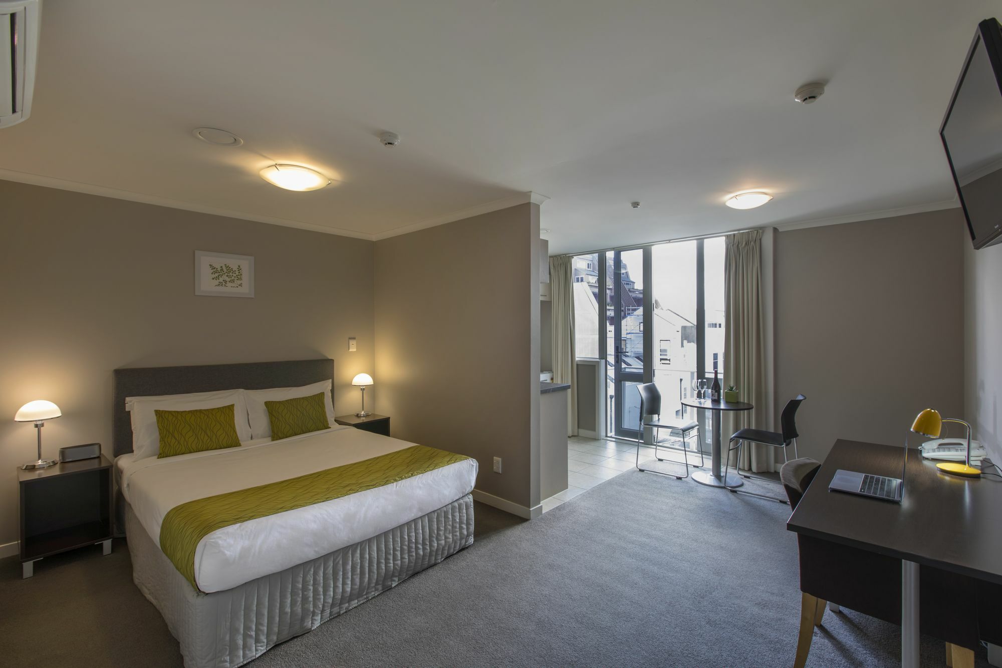 เควสต์ ออน วอร์ด เซอร์วิซ อพาร์ตเมนต์ Aparthotel แฮมิลตัน ภายนอก รูปภาพ