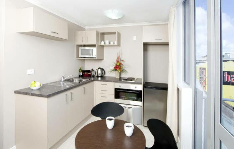 เควสต์ ออน วอร์ด เซอร์วิซ อพาร์ตเมนต์ Aparthotel แฮมิลตัน ภายนอก รูปภาพ